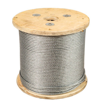 Un buen precio. Cables de acero galvanizados y no galvanizados de 6x19 Iwrc con tolerancia ± 1% en línea