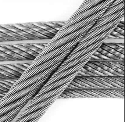 Un buen precio. 6*12 7FC 5mm 300m cuerda de alambre galvanizado de bobina para unión de acero de grado de acero inoxidable en línea