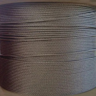 Un buen precio. Cable resistente del grado 304 de la cuerda de alambre de acero inoxidable 7x19 de la abrasión 6m m para condiciones de trabajo duras en línea